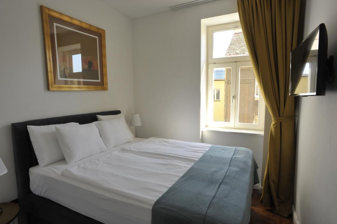 Apartment Lutetia Загреб Екстериор снимка